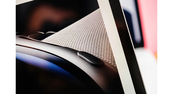 Alcantara – ako dopriať luxusný vzhľad autu za prijateľnú cenu