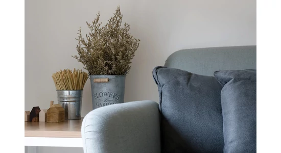 Aké čalúnenie zvoliť pre váš nábytok? Alcantara nie je len do auta