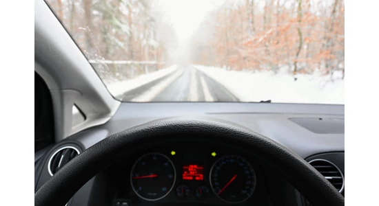 Najdôležitejšie tipy pri lepení čalúnenia v zime