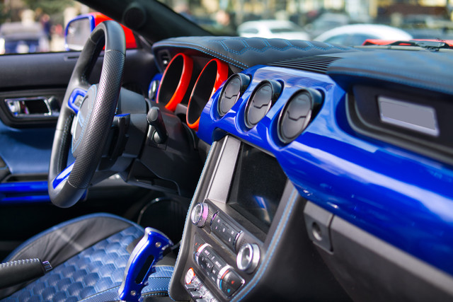  Popis konkrétnych kombinácií farieb, ktoré fungujú. 